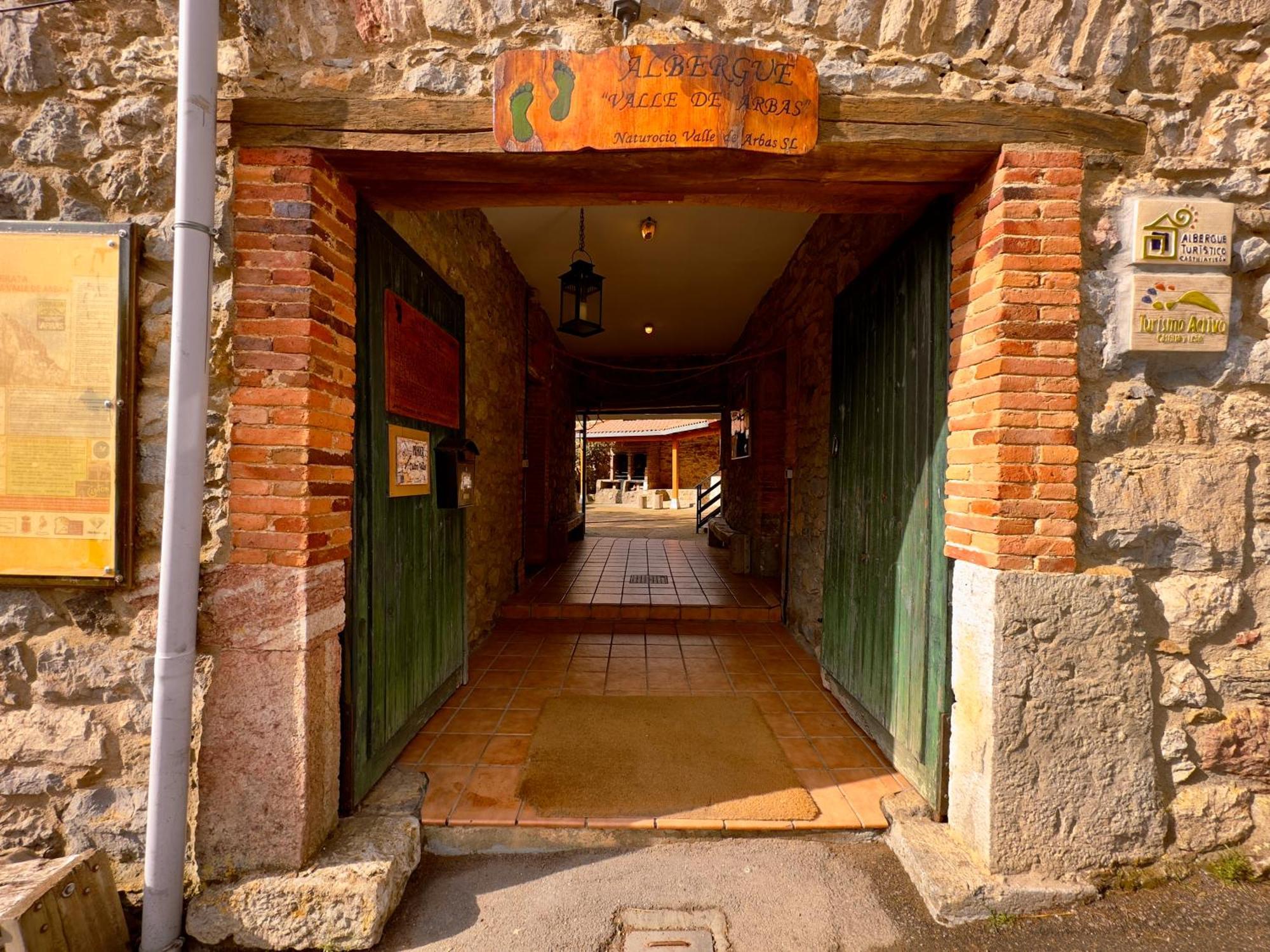 Albergue Valle De Arbas Cubillas de Arbas Eksteriør bilde